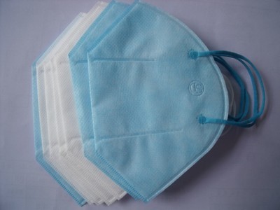 非织造布机械新星 折叠口罩机助力高效防护