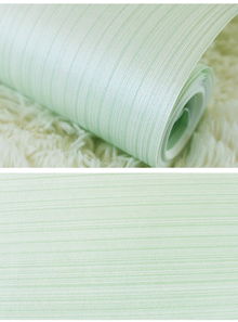 清新绿意，素雅生活——细条纹无纺布墙纸，为家居空间注入自然活力